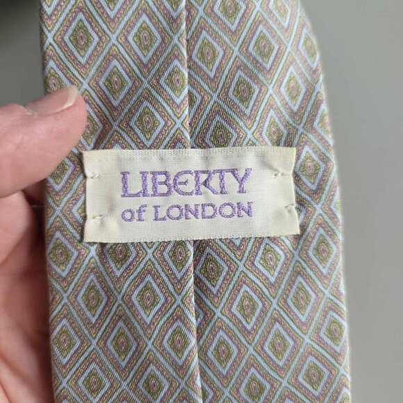 EUC Liberty of London Silk Tie - Picture 3 of 5